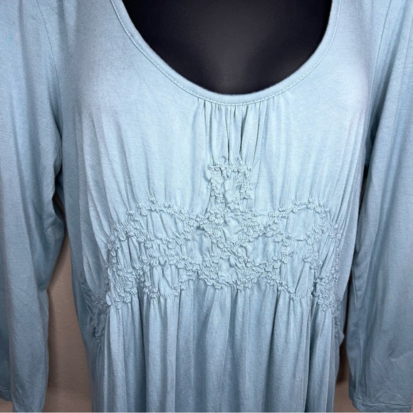 Large Kenar Blue Top 3/4 Sleeve Embroidered Accent Stretch Boho Bohemian - Picture 3 of 13
